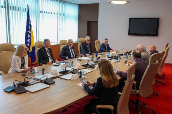 Članovi Kolegija Doma naroda PSBiH primili u nastupnu posjetu novoimenovanog šefa Misije OSCE-a u BiH 